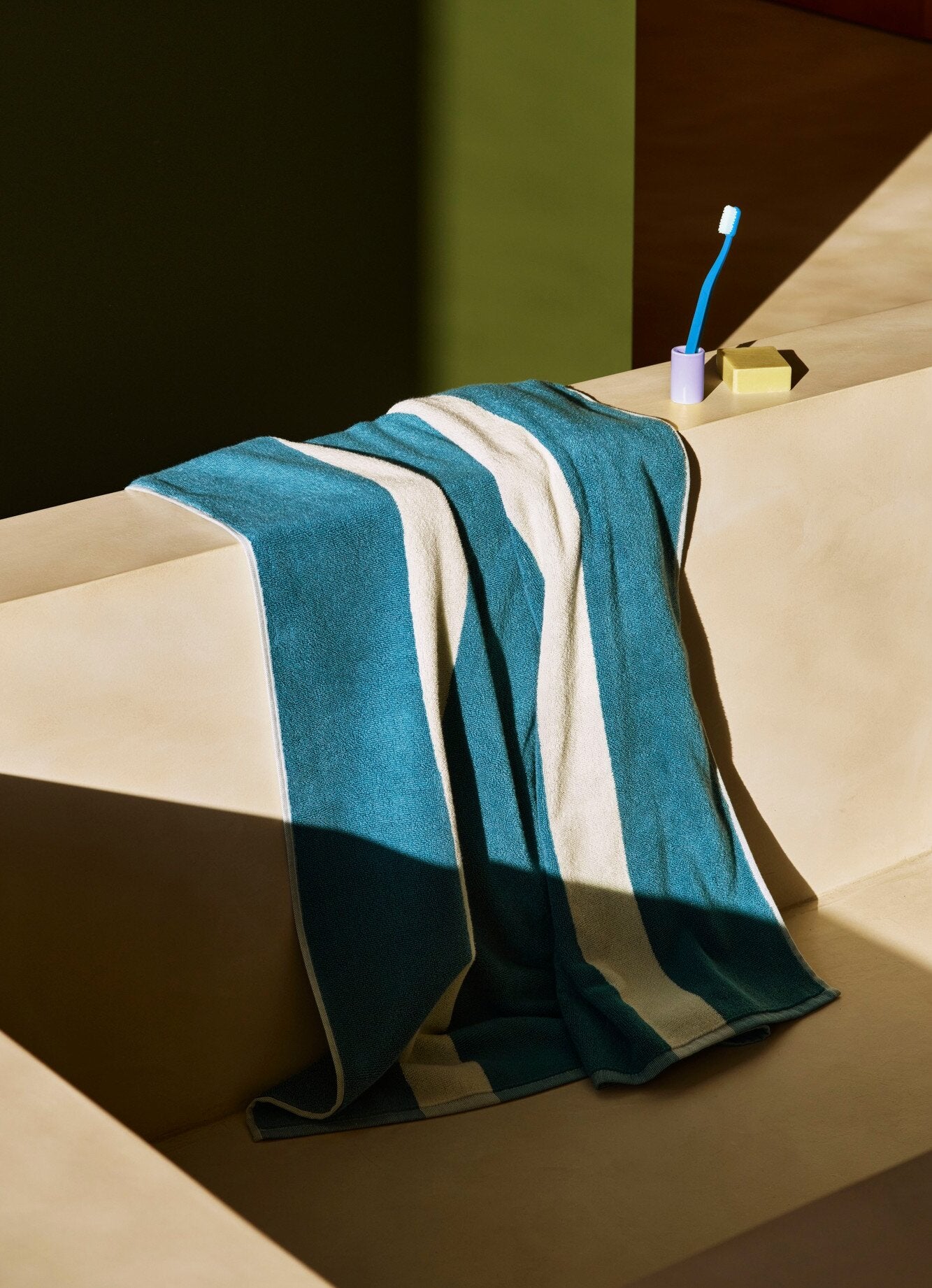 Stripe håndklæde - Petrol blue